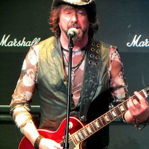 Meet your Posher, Tommy